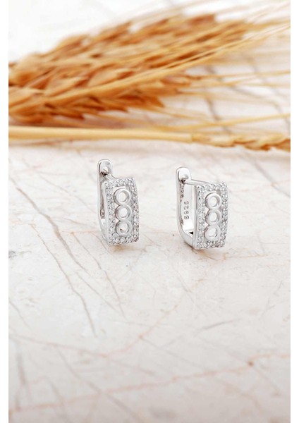 Halka Tasarım Rodyumlu Gümüş J Küpe 7325