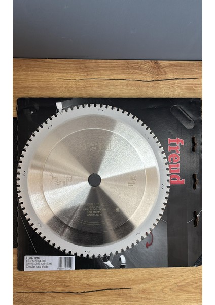 305X2,6X2,2 25,5 Z:60 Demir Testere (LU6A 1100)