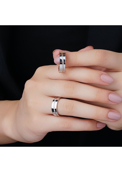 Özalyans Gümüş 6 mm Taşlı 14 Ayar Altın Kaplama ve Beyaz Altın Rodyum Kaplamalı Bayan Alyans