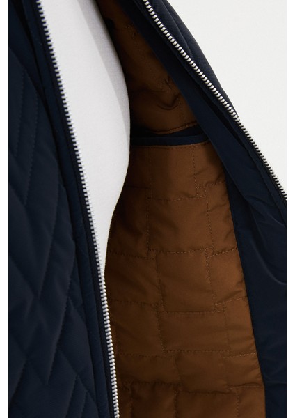 Desenli Lacivert Slim Fit Gömlek Yaka Kapitone Erkek Mont