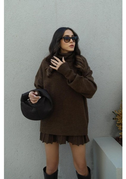 Acı Kahve Pileli Mini Etek Balıkçı Kazak Alt Üst Triko Takım