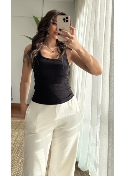 Siyah Esnek Kaşkorse Geniş Askılı