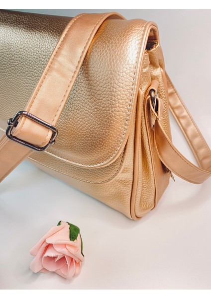 Gold Rose Uzun Askılı 3 Bölmeli Parlak Omuz Çantası modelleri