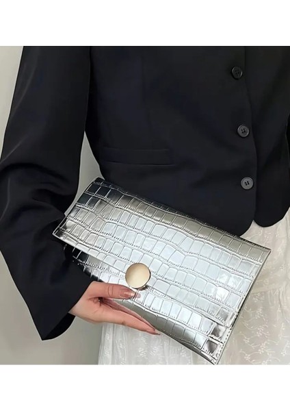 Metal Kapanışlı Akşam Çantası