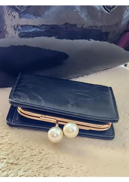 Kadın Cüzdan Öpücük Kilitli Inci Detaylı