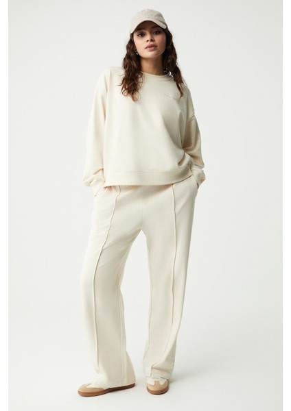 Rıchubb Kadın Büyük Beden Nakış Detaylı Ekru Alt-Üst Takım fırsatları