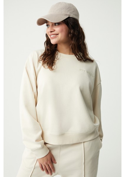 Rıchubb Kadın Büyük Beden Nakış Detaylı Ekru Alt-Üst Takım indirimleri