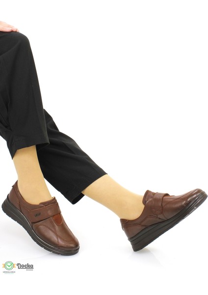 Kadın Tam Deri Günlük Cırtlı Anne Ayakkabısı F25/CM21314 modelleri