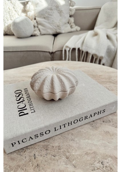 Hm Muadili Dekoratif Beton Oluklu Kapaklı Kutu