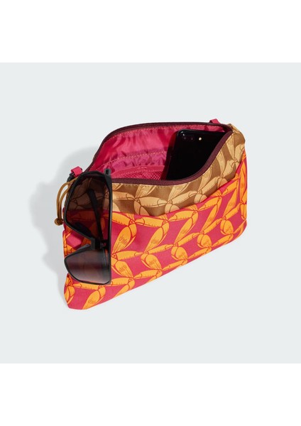 x Farm Saccosh Multicolor Omuz Çantası modelleri
