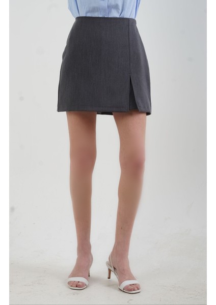 Gri Premium Şort Etek indirimleri