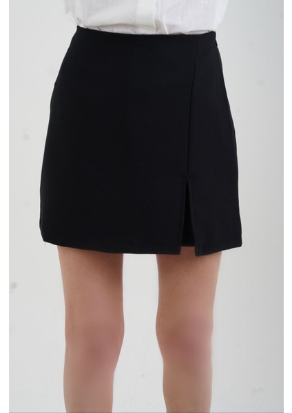 Siyah Premium Şort Etek fırsatları