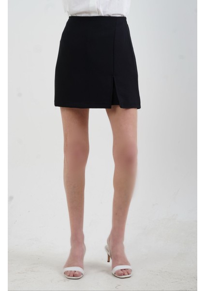 Siyah Premium Şort Etek indirimleri