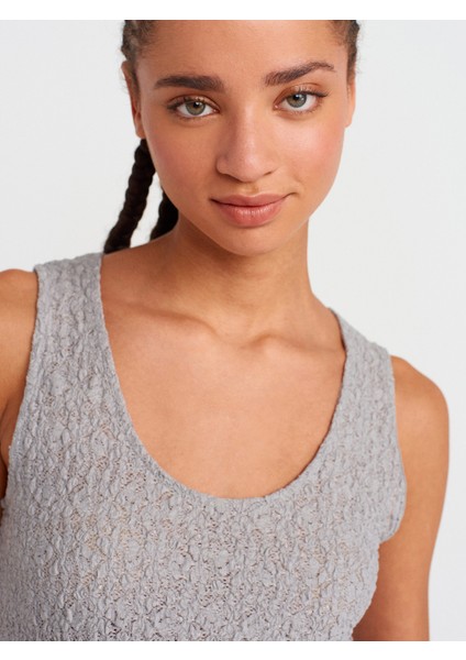 20984 Peplum Dantel Top-Ekru modelleri