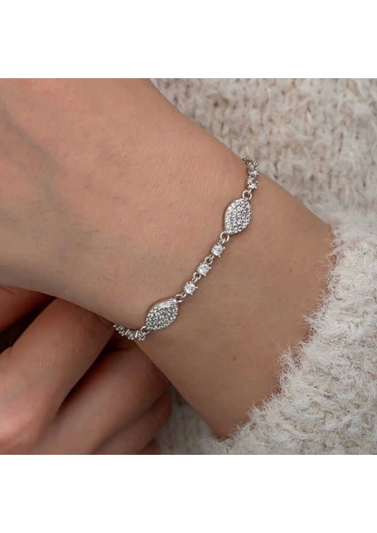 Gümüş Zirkon Taşlı Mekik Kadın Bileklik fiyatları