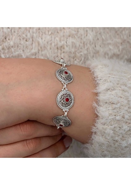 Gümüş Telkari Yakut Taşlı Kadın Bileklik modelleri