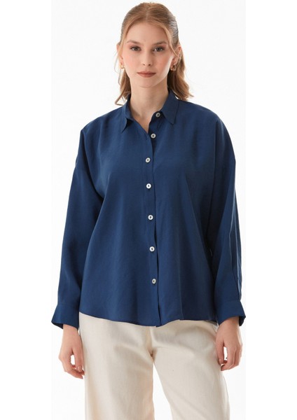 Basic Oversize Arkası Uzun Düğmeli Gömlek