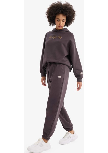 fit Nba Brooklyn Nets Oversize Geniş Kalıp Çift Cepli Jogger Paça Standart Boy Kalın Kumaş Sporcu Eşofman ALTI D6154AX25SP