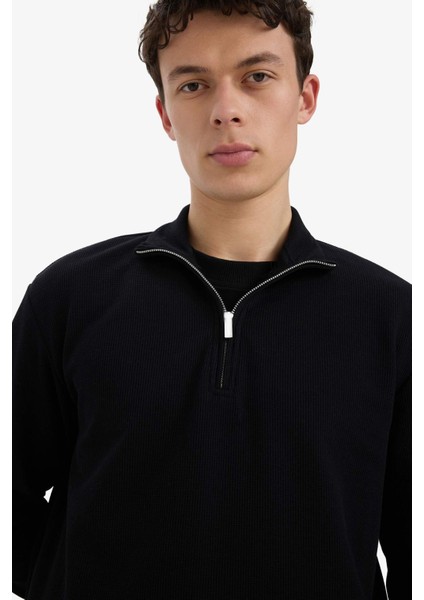 Comfort Fit Dik Yaka Yarım Fermuarlı Waffle Sweatshirt D7543AX25SP