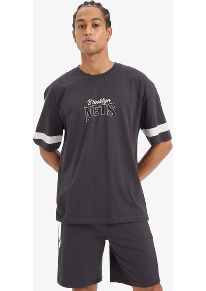 Defactofit Nba Brooklyn Nets Oversize Geniş Kalıp Bisiklet Yaka Sırt Baskılı Kısa Kollu TIŞÖRT E2183AX25SM