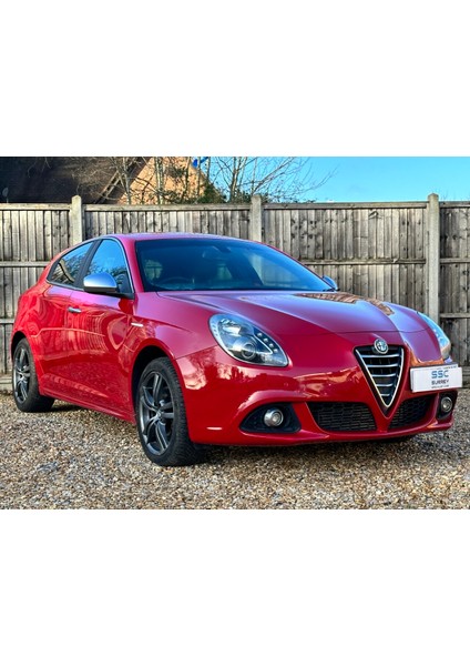Alfa Romeo Giulietta Kaput Amorisörü 2011-2020 (2 Adet)