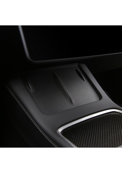 Tesla Modely/3 2021 2022 2023 Merkezi Kablosuz Şarj Pedi Tpe Kaymaz Mat Aşınmaya Dayanıklı Iç Aksesuar (Yurt Dışından)