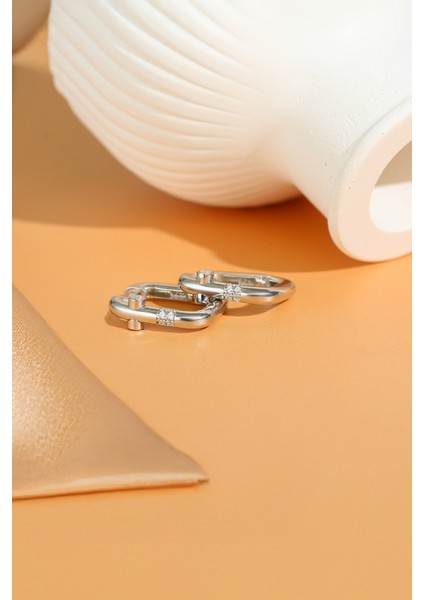 Kadın 925 Ayar Gümüş Zirkon Taşlı Küpe modelleri