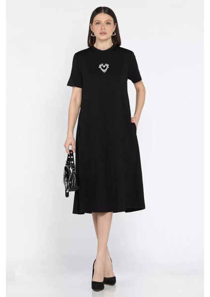 Bisiklet Yaka Taş Detaylı Cepli Kadın Kısa Kol Elbise