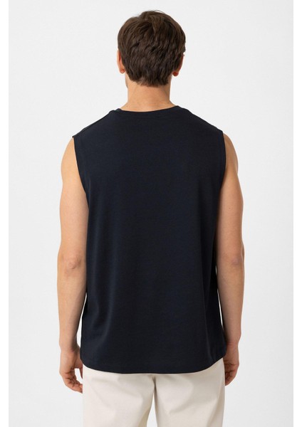 Lacivert Relaxed Fit Erkek Kolsuz T-Shirt fırsatları