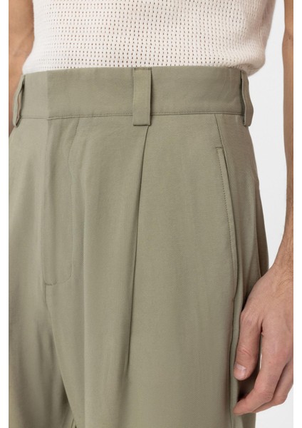 Haki Pileli Baggy Fit Erkek Pantolon indirimleri