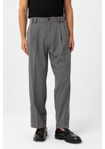 Gri Yüksel Bel Relax Fit Pileli Erkek Pantolon