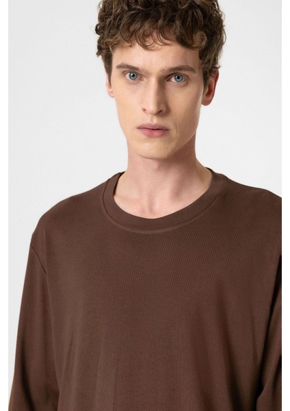 Kahve Relaxed Fit Basic Erkek T-Shirt fırsatları