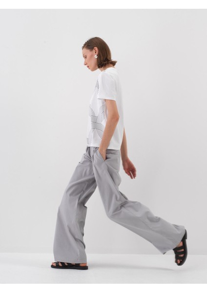 Kadın Beyaz Regular Fit Pamuklu Tişört modelleri