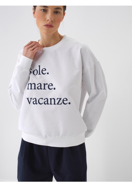 Kadın Beyaz Oversize Pamuklu Sweatshirt
