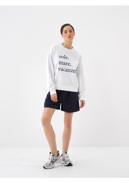 Kadın Beyaz Oversize Pamuklu Sweatshirt