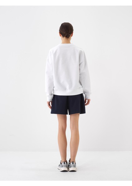 Kadın Beyaz Oversize Pamuklu Sweatshirt