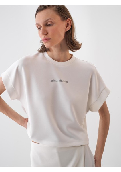 Kadın Beyaz Oversize Pamuklu Tişört