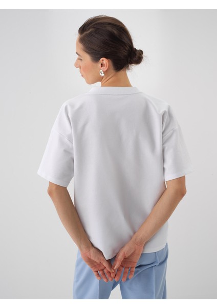 Kadın Beyaz Oversize Pamuklu Basic Tişört