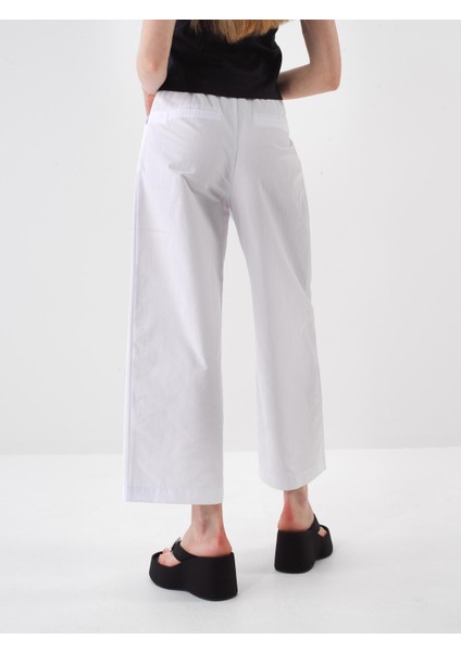 Kadın Beyaz Oversize Pamuklu Pantolon fırsatları