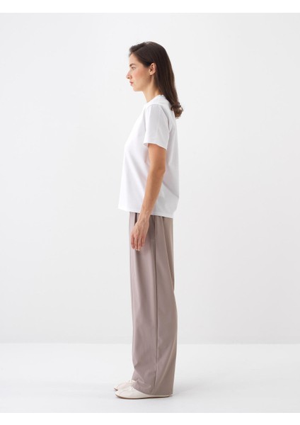 Kadın Beyaz Regular Fit Pamuklu Basic Tişört
