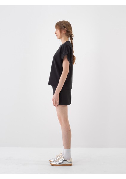 Kadın Siyah Oversize Modal Şort