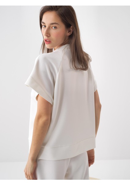 Kadın Beyaz Oversize Modal Bluz fırsatları