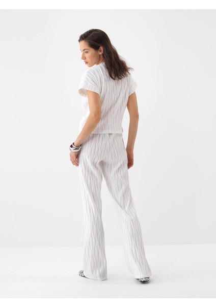 Kadın Beyaz Regular Fit Bluz indirimleri