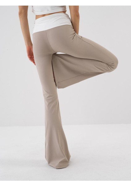 Kadın Naturel Slim Fit Tayt fırsatları