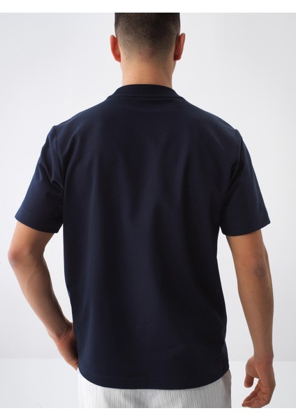 Erkek Lacivert Regular Fit Pamuklu Tişört fırsatları