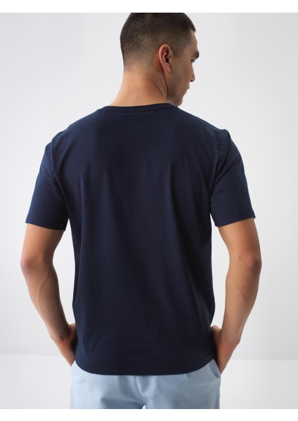 Erkek Lacivert Slim Fit Pamuklu Basic Tişört fırsatları