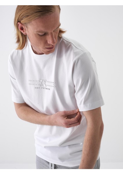 Erkek Beyaz Regular Fit Pamuklu Tişört modelleri