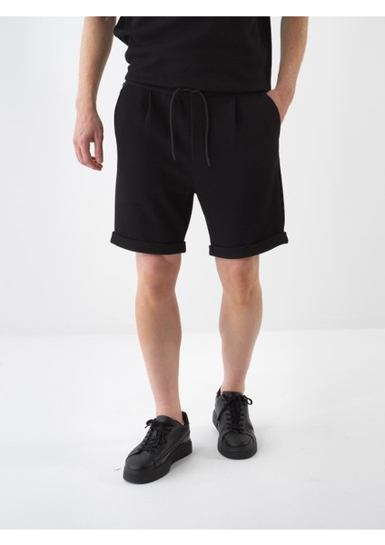 Siyah Regular Fit Şort
