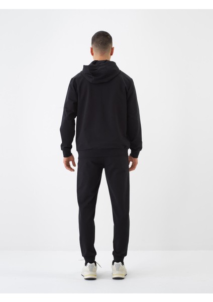 Siyah Regular Fit Pamuklu Sweatmont