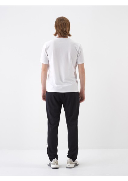 Erkek Beyaz Slim Fit Pamuklu Basic Tişört indirimleri
